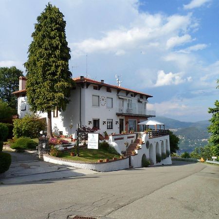 Hotel Panoramico Lago D'Orta (Adults Only) Madonna Del Sasso 外观 照片