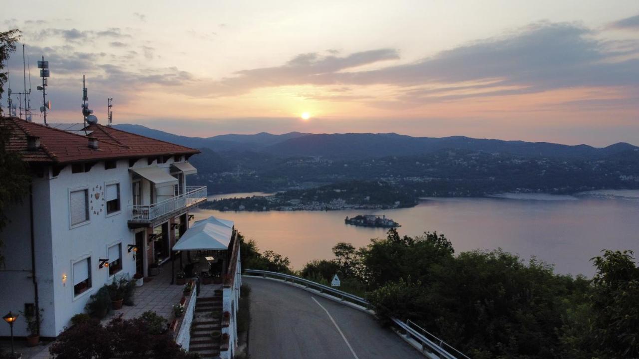 Hotel Panoramico Lago D'Orta (Adults Only) Madonna Del Sasso 外观 照片
