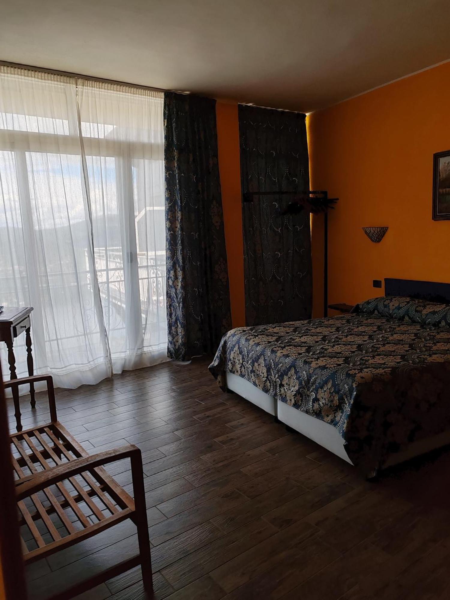 Hotel Panoramico Lago D'Orta (Adults Only) Madonna Del Sasso 外观 照片