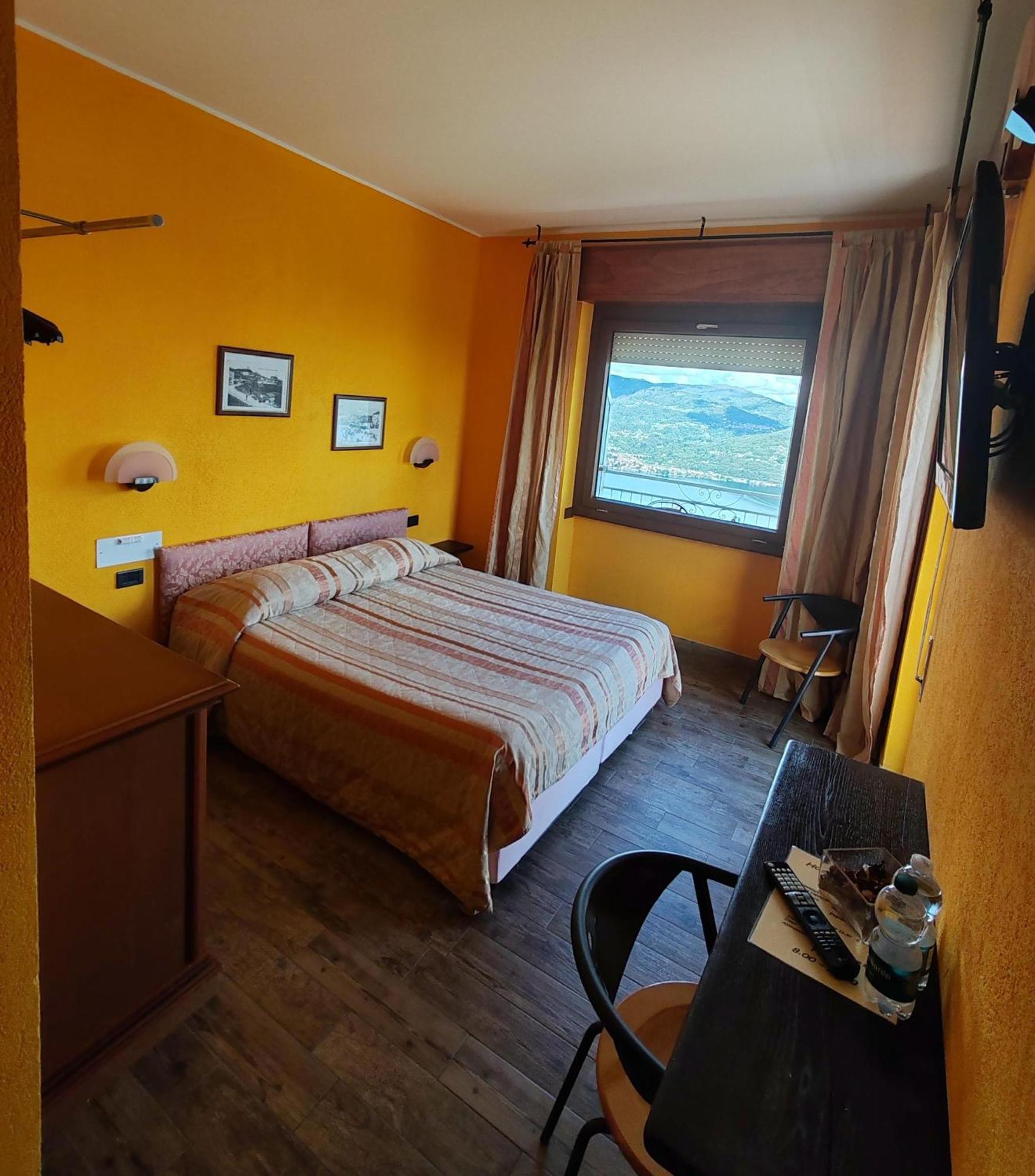 Hotel Panoramico Lago D'Orta (Adults Only) Madonna Del Sasso 外观 照片