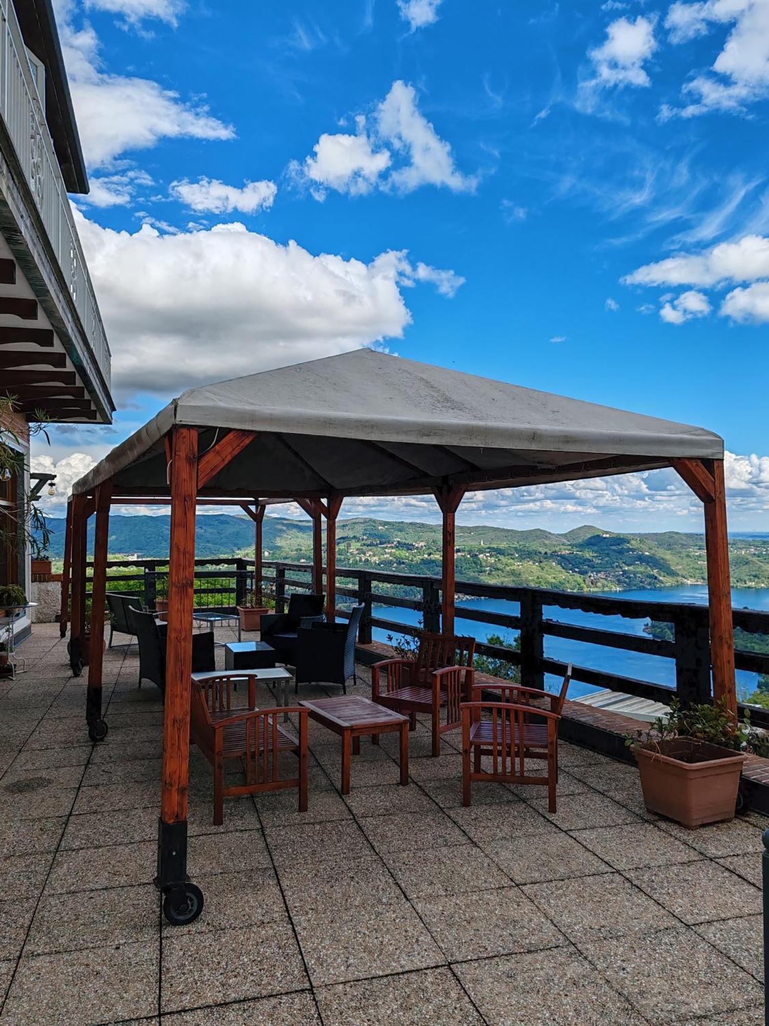 Hotel Panoramico Lago D'Orta (Adults Only) Madonna Del Sasso 外观 照片