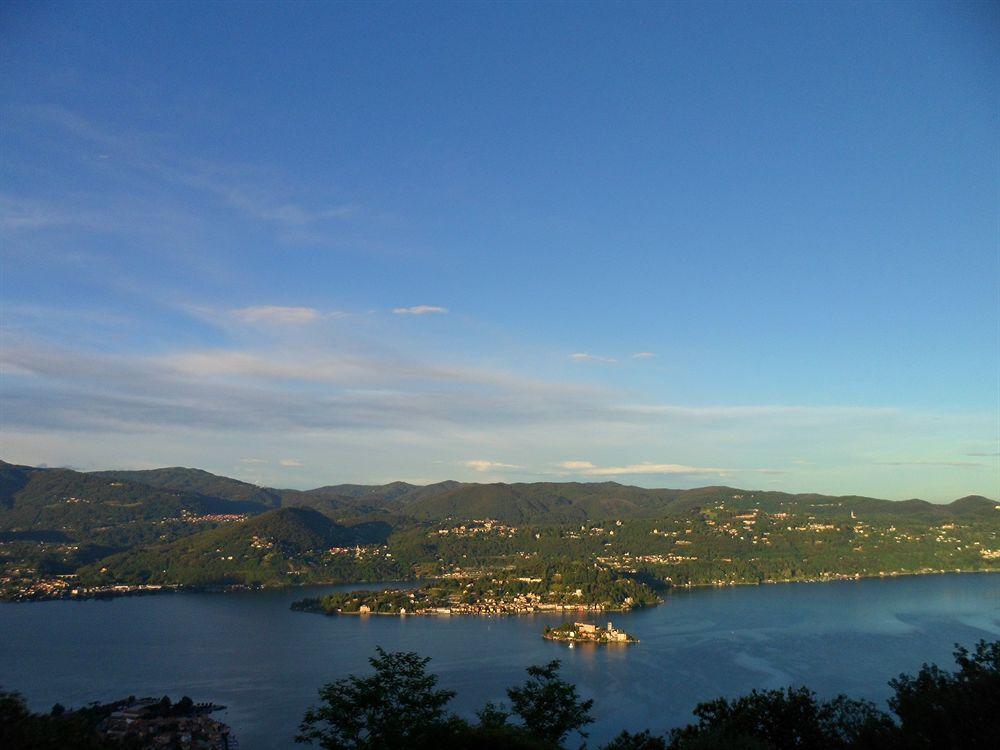 Hotel Panoramico Lago D'Orta (Adults Only) Madonna Del Sasso 外观 照片