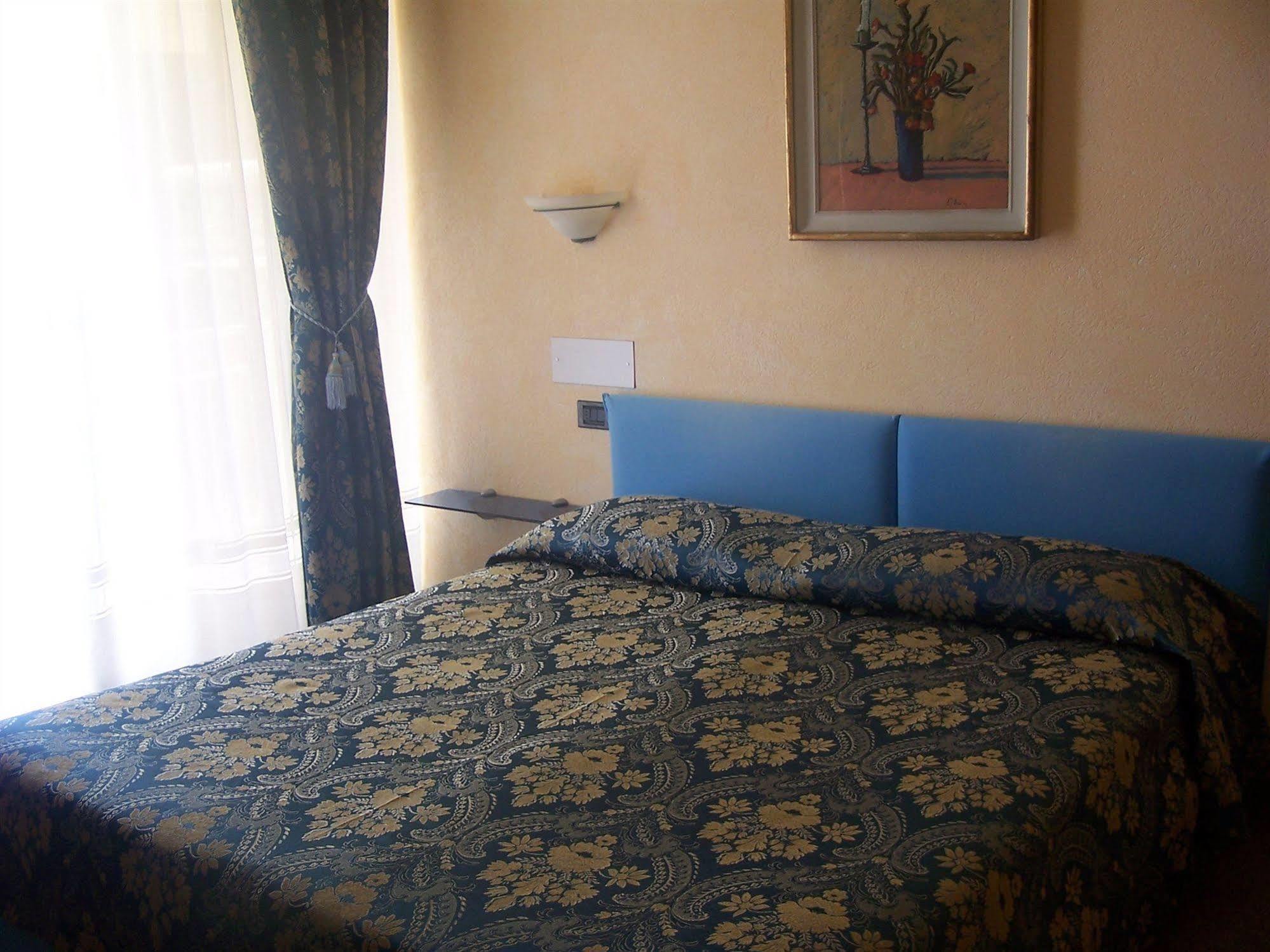 Hotel Panoramico Lago D'Orta (Adults Only) Madonna Del Sasso 外观 照片