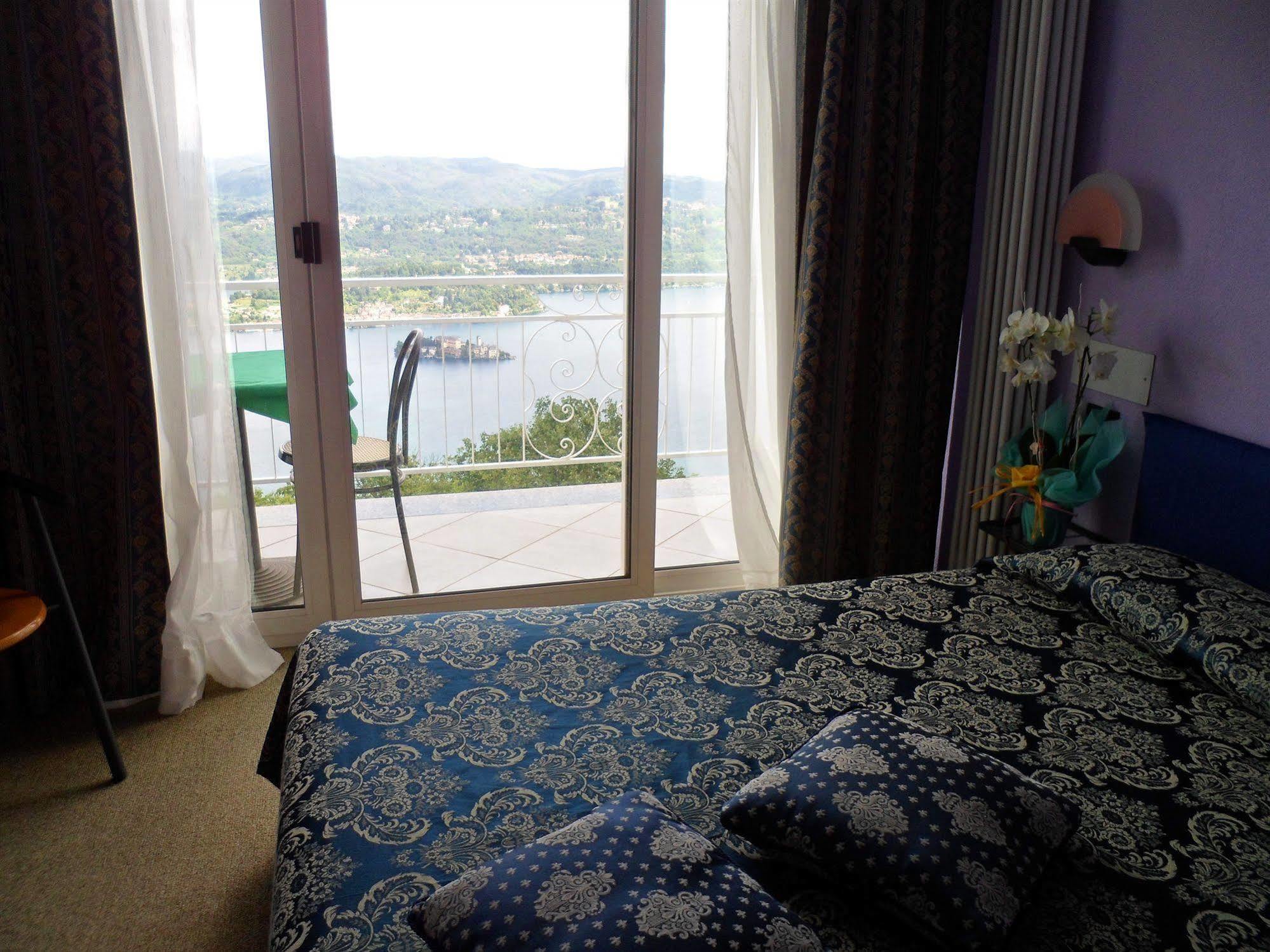 Hotel Panoramico Lago D'Orta (Adults Only) Madonna Del Sasso 外观 照片