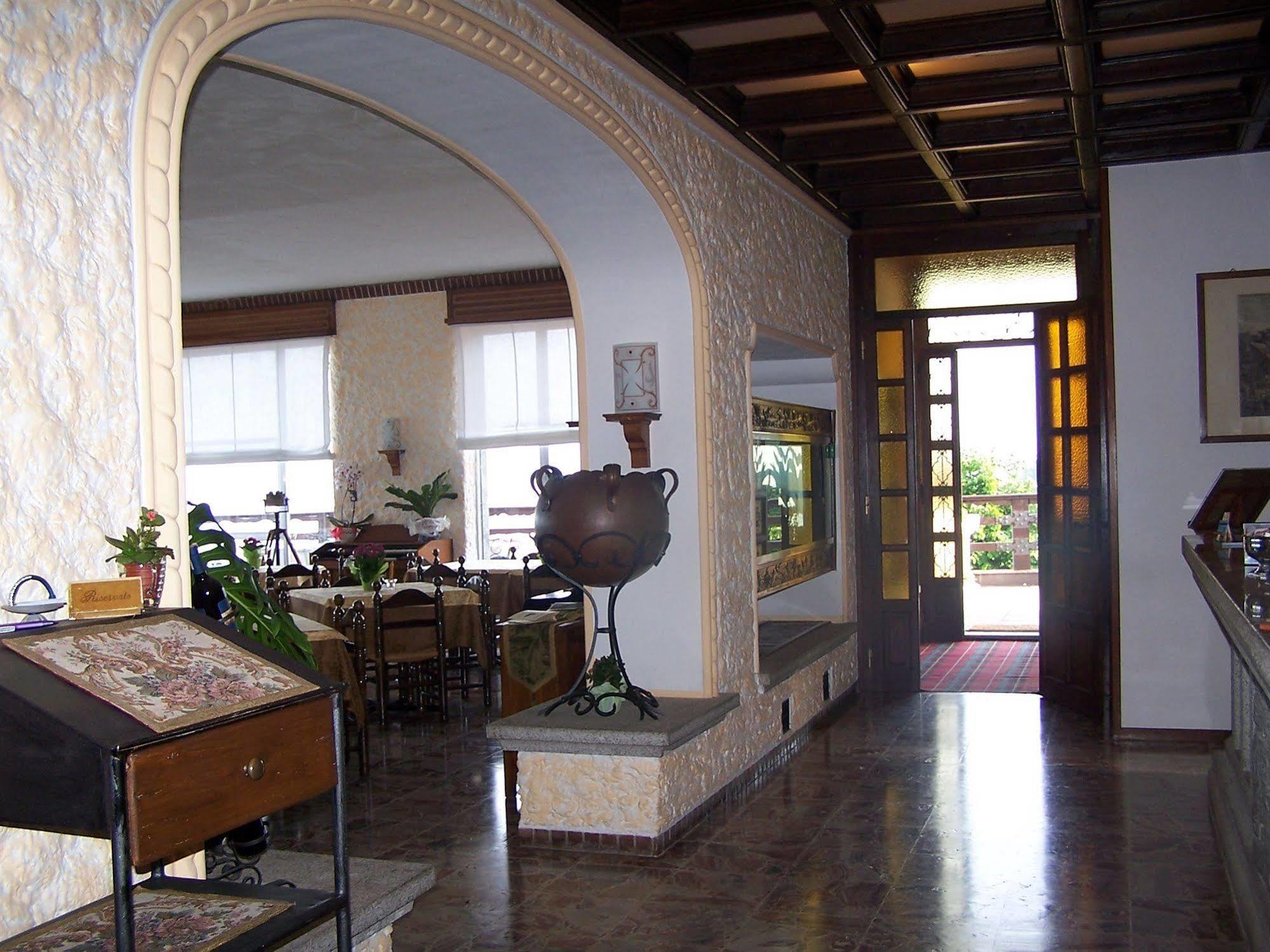 Hotel Panoramico Lago D'Orta (Adults Only) Madonna Del Sasso 外观 照片